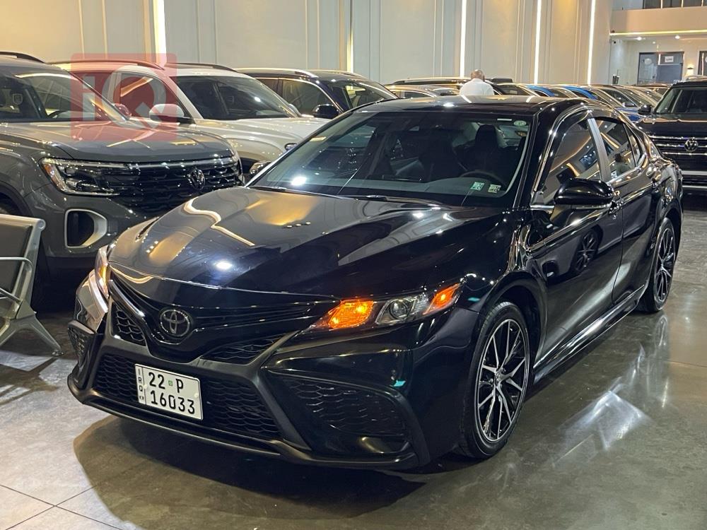 تۆیۆتا کامری